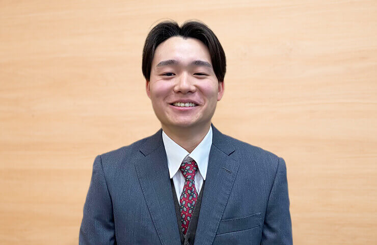 時計・ブランド査定士：岩上