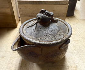 大饗仁堂　備前宝瓶