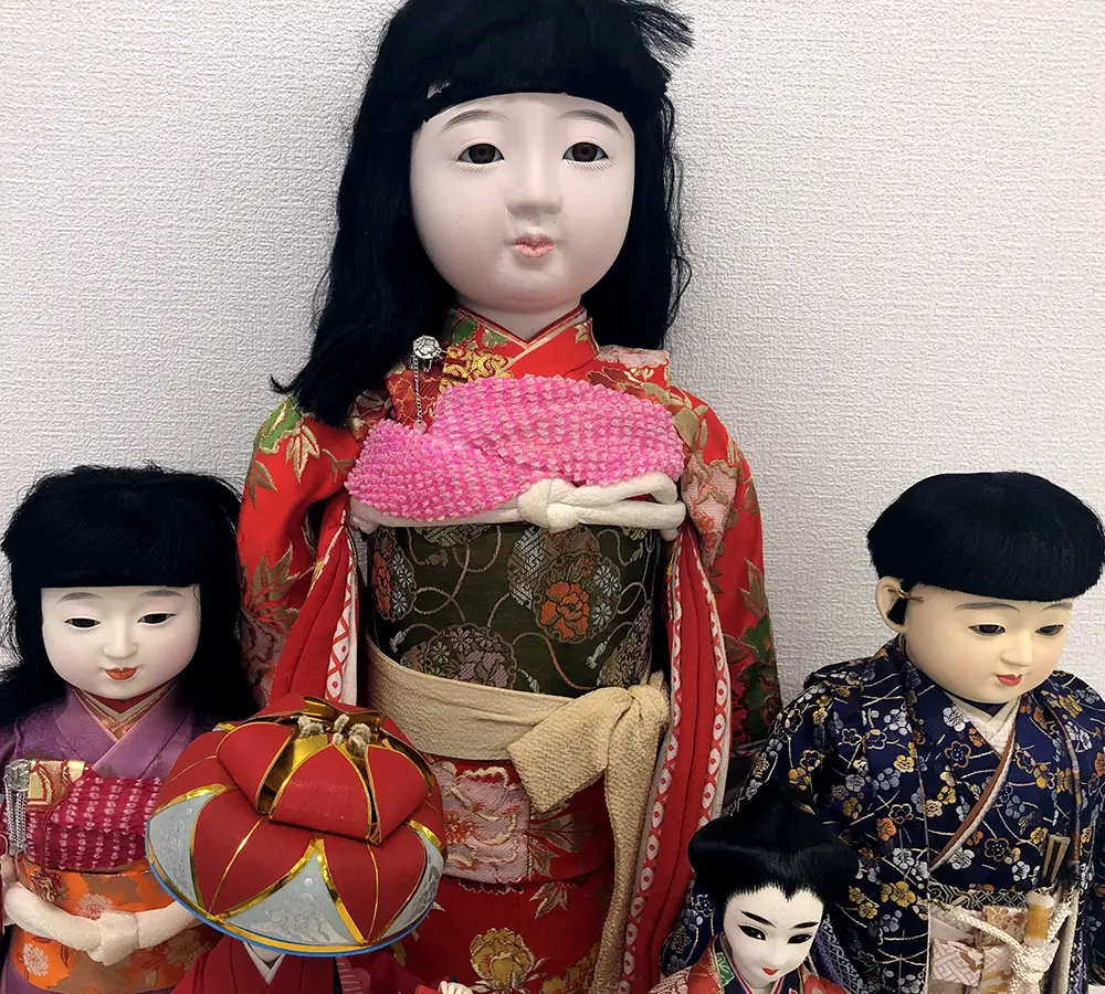人形など