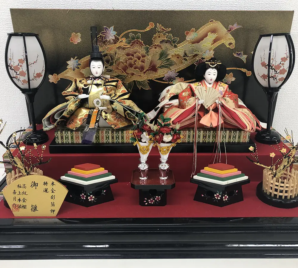 喜月作 本金彩箔押 座り雛