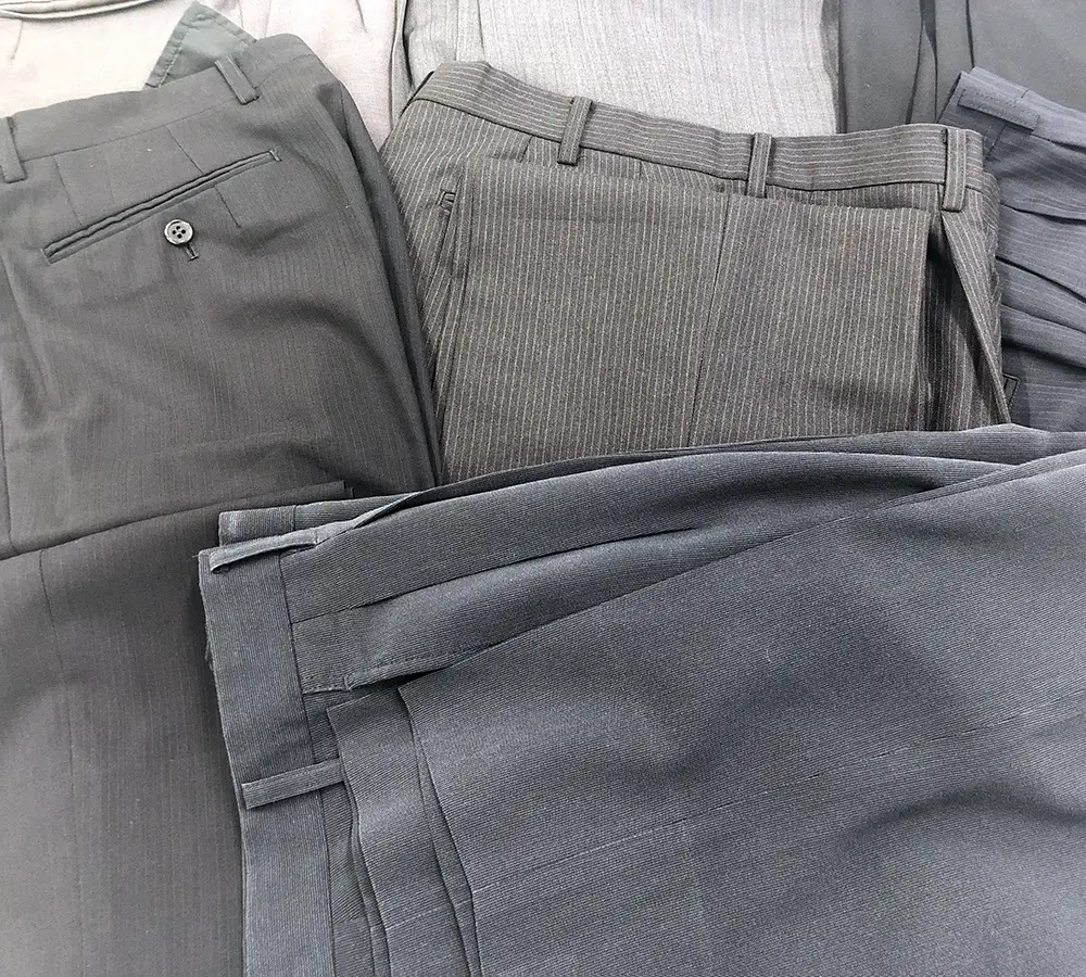 スラックス