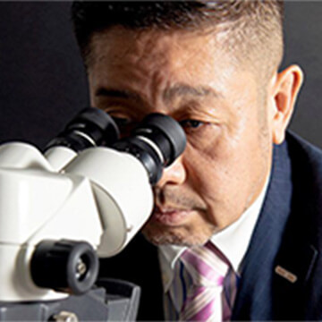 各商材に関する専門鑑定士・査定士が多数在籍