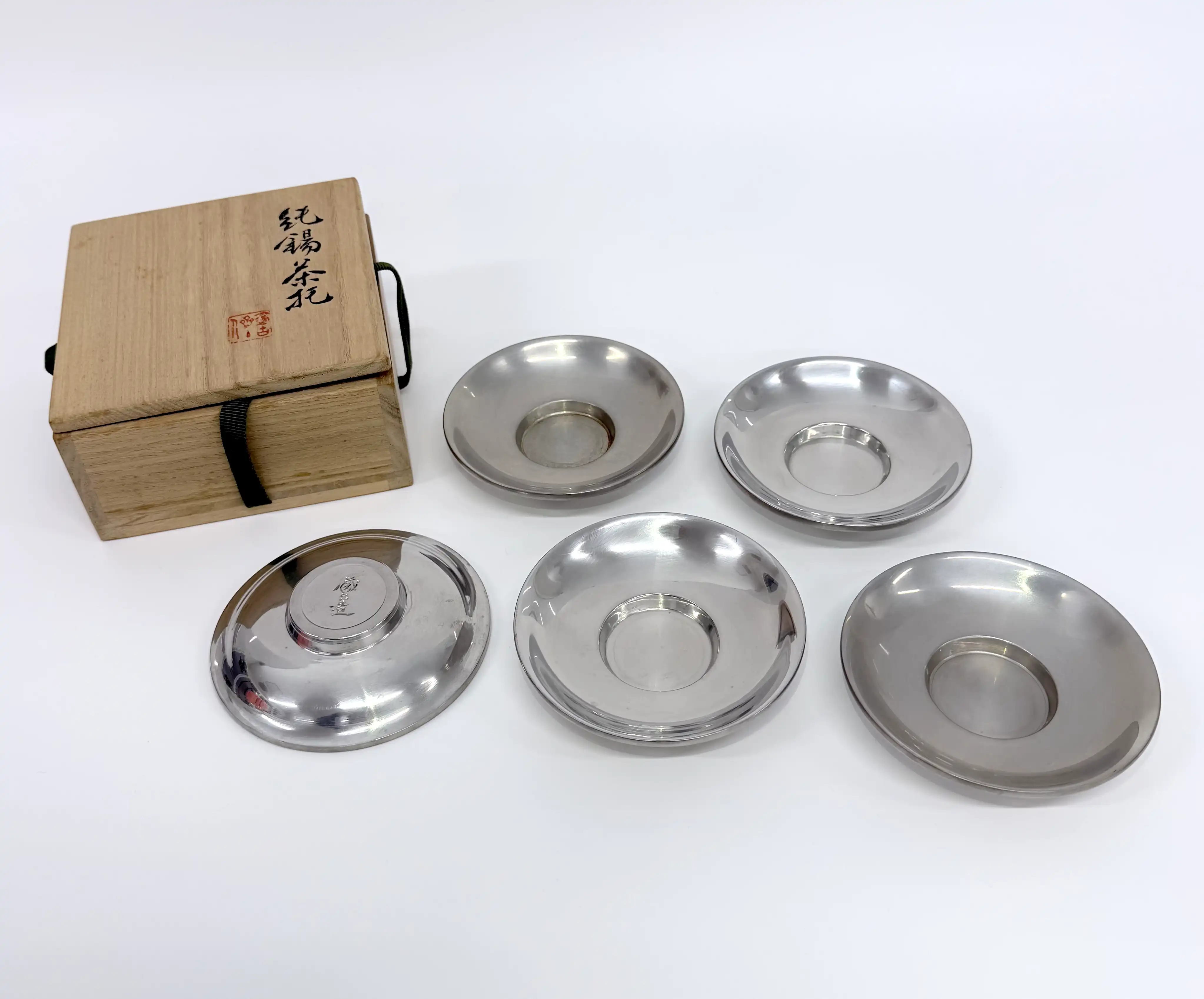 四代目蔵六　純錫茶托