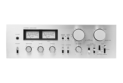 オーディオアンプ