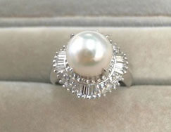 真珠リングダイヤモンド付き プラチナ900