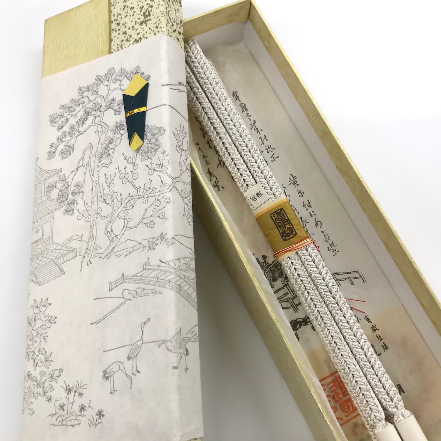 有名作家の作品やブランドの和装小物