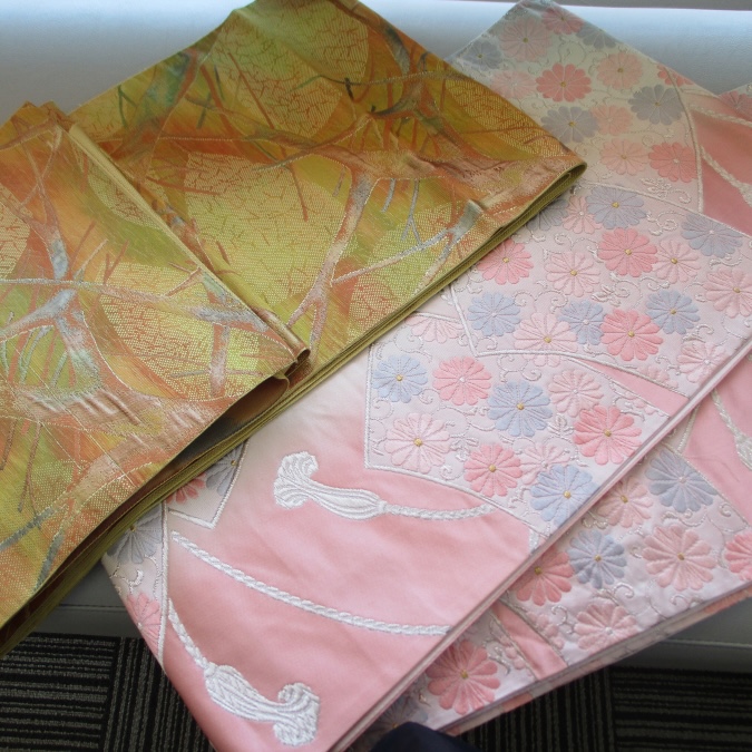 丈の長い、大きく仕立てた京友禅