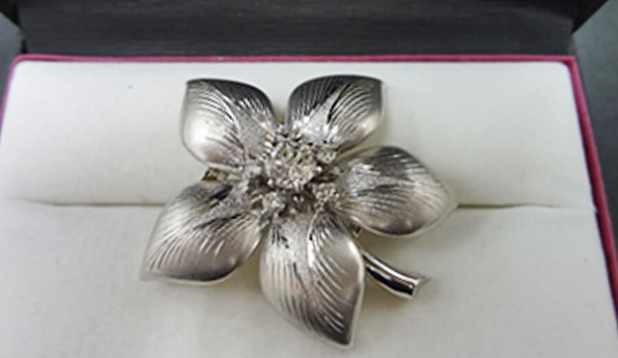 プラチナの買取りならお任せください