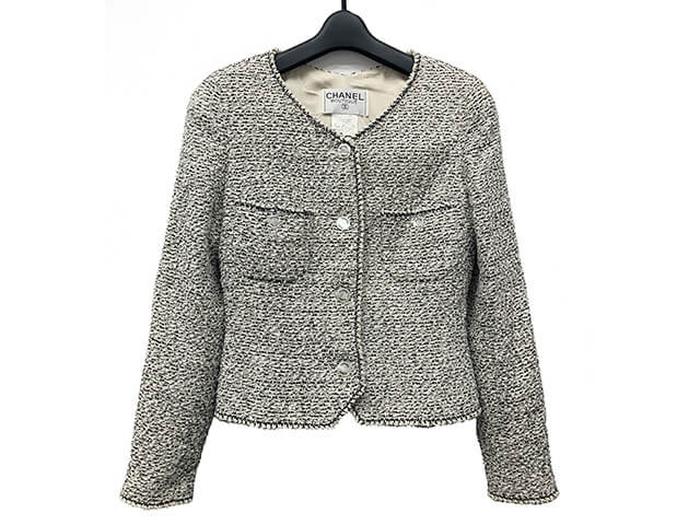 ブランド服の買取りについて