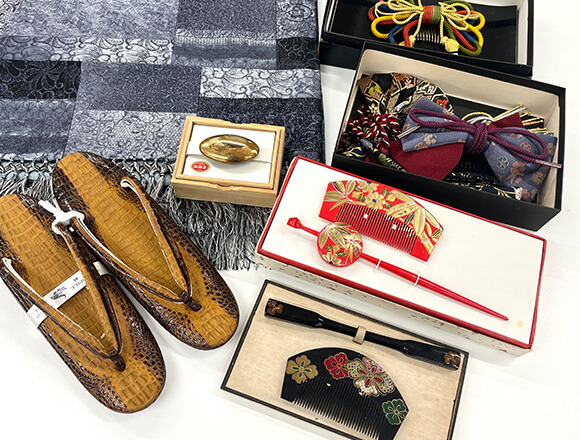 蒔絵櫛・簪など