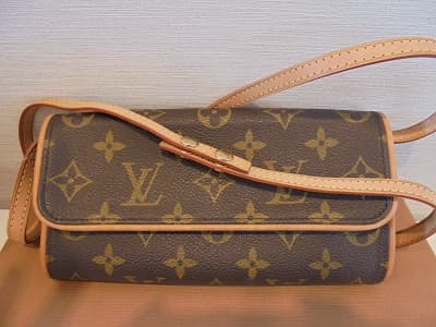 ルイヴィトン　ポシェットツインＰＭ【徳島田宮店】 徳島県徳島市にあるザ・ゴールド 徳島田宮店（※徳島安宅店に移転いたしました）の画像1