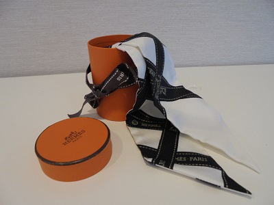 エルメスの「ツイリー・スカーフ」が大人気☆【徳島田宮店】