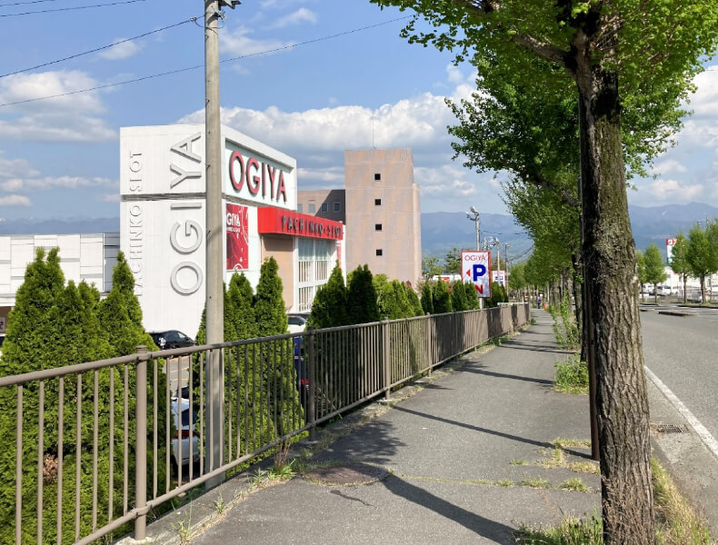 インター方面から車でお越しの場合