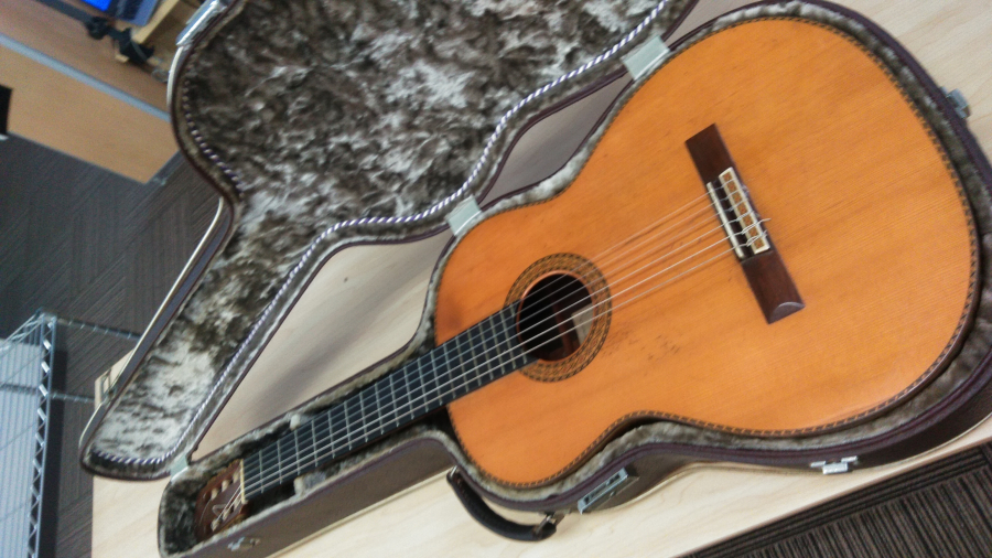 クラッシックギターの買取実績【飯田インター店/長野県/飯田市】 長野県飯田市にあるザ・ゴールド 飯田インター店の画像1
