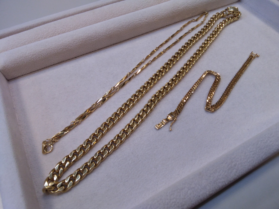 K18　アクセサリーの買取実績【平谷川瀬店/福島県/いわき市】 福島県いわき市にあるザ・ゴールド 平谷川瀬店の画像1