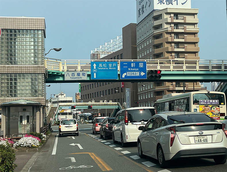 徳島駅方面からお越しの場合
