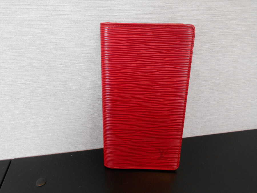 ヴィトン　エピ　ポルトカルトクレディの買取り実績【西条店/愛媛県/西条市】 愛媛県西条市にあるザ・ゴールド 西条店の画像1