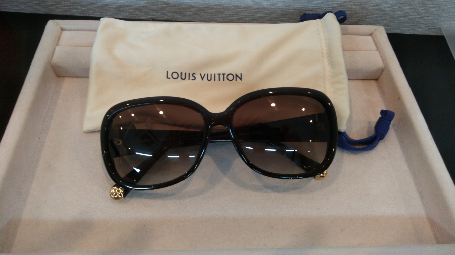 ルイ・ヴィトンサングラスの買取実績【西条店/愛媛県/西条市】 愛媛県西条市にあるザ・ゴールド 西条店の画像1