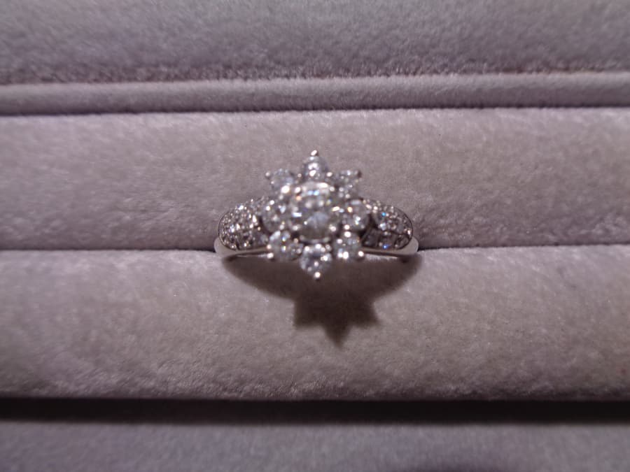 ダイヤモンドの買取実績【新居浜北新町店/愛媛県/新居浜市】 愛媛県新居浜市にあるザ・ゴールド 新居浜北新町店の画像1