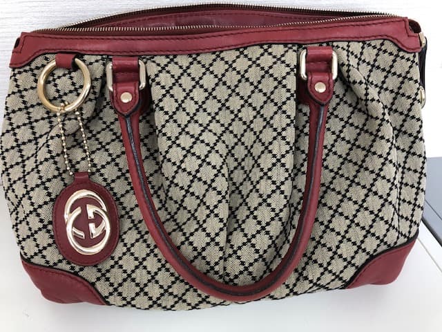 グッチ2WAYバッグ【新居浜北新町店】 愛媛県新居浜市にあるザ・ゴールド 新居浜北新町店の画像1