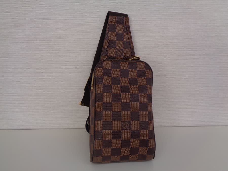 ルイヴィトン・ウエストバッグの買取実績【新居浜北新町店/愛媛県/新居浜市】 愛媛県新居浜市にあるザ・ゴールド 新居浜北新町店の画像1