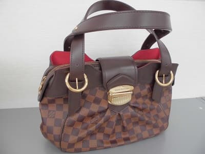 ルイ・ヴィトン　ハンドバッグ【新居浜北新町店】 愛媛県新居浜市にあるザ・ゴールド 新居浜北新町店の画像1