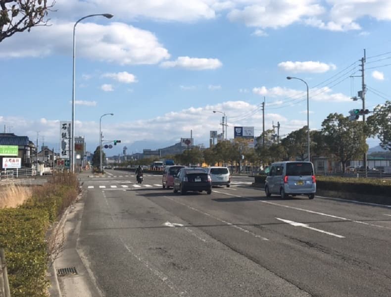 今治インターチェンジ方面からお越しの場合