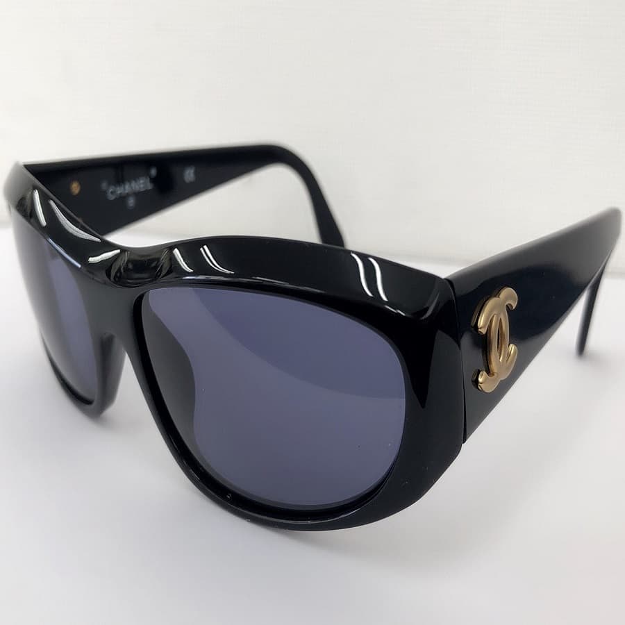 シャネル　サングラスの買取実績　【今治鳥生店/愛媛県/今治市】 愛媛県今治市にあるザ・ゴールド 今治鳥生店の画像1