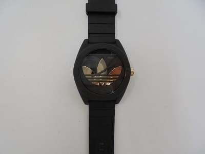 アディダス　サンティアゴ　【今治鳥生店】 愛媛県今治市にあるザ・ゴールド 今治鳥生店の画像1