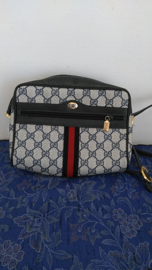 GUCCI　ショルダーバッグの買取実績【今治鳥生店/愛媛県/今治市】 愛媛県今治市にあるザ・ゴールド 今治鳥生店の画像1