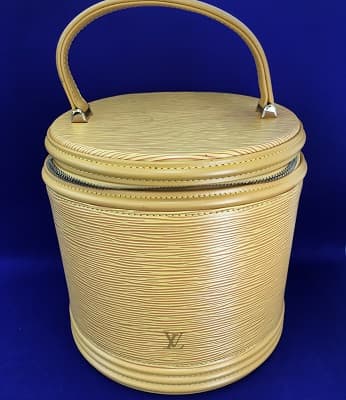 ヴィトン　カンヌ　【今治鳥生店】 愛媛県今治市にあるザ・ゴールド 今治鳥生店の画像1