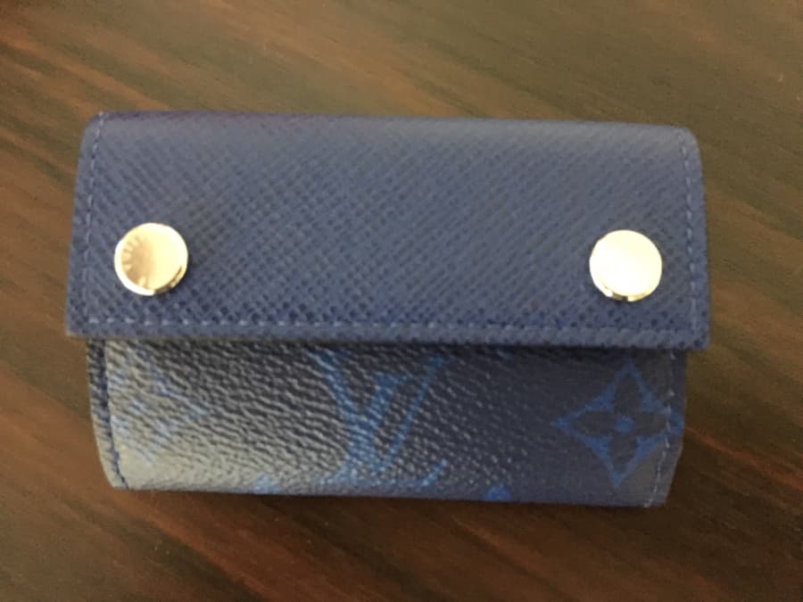 ルイ・ヴィトン　ディスカバリー・コンパクトウォレットの買取実績　【今治鳥生店/愛媛県/今治市】 愛媛県今治市にあるザ・ゴールド 今治鳥生店の画像1