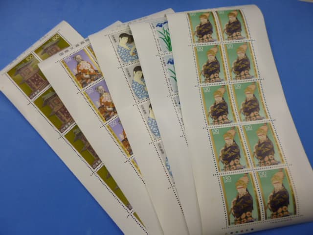 切手【四国中央店】 愛媛県四国中央市にあるザ・ゴールド 四国中央店の画像1