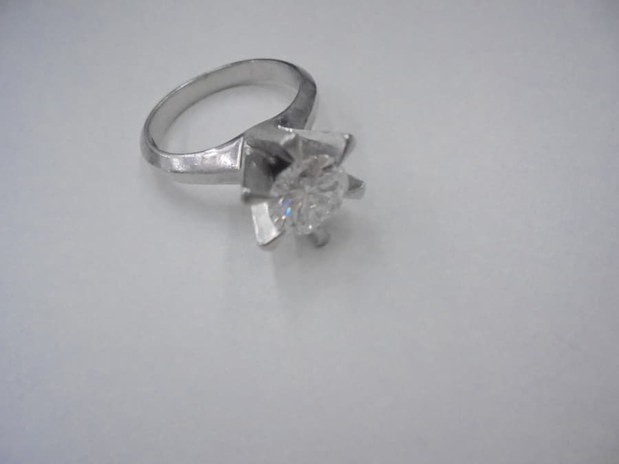 ダイヤリングの買取実績【四国中央店/愛媛県/東予】 愛媛県四国中央市にあるザ・ゴールド 四国中央店の画像1