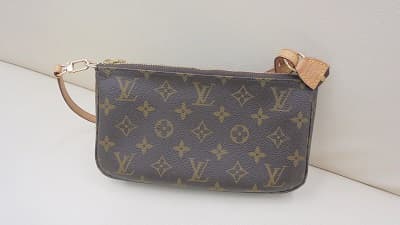 ポシェット・アクセソワール【四国中央店】 愛媛県四国中央市にあるザ・ゴールド 四国中央店の画像1