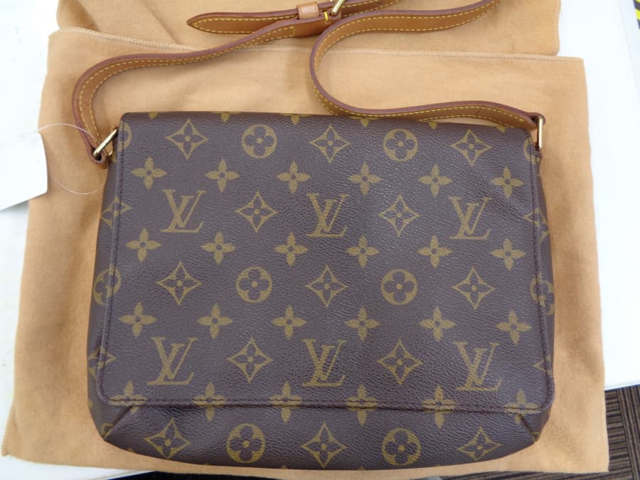 ルイヴィトン　ミュゼットタンゴショートの買取実績【丸亀店/香川県/丸亀市】 香川県丸亀市にあるザ・ゴールド 丸亀店の画像1