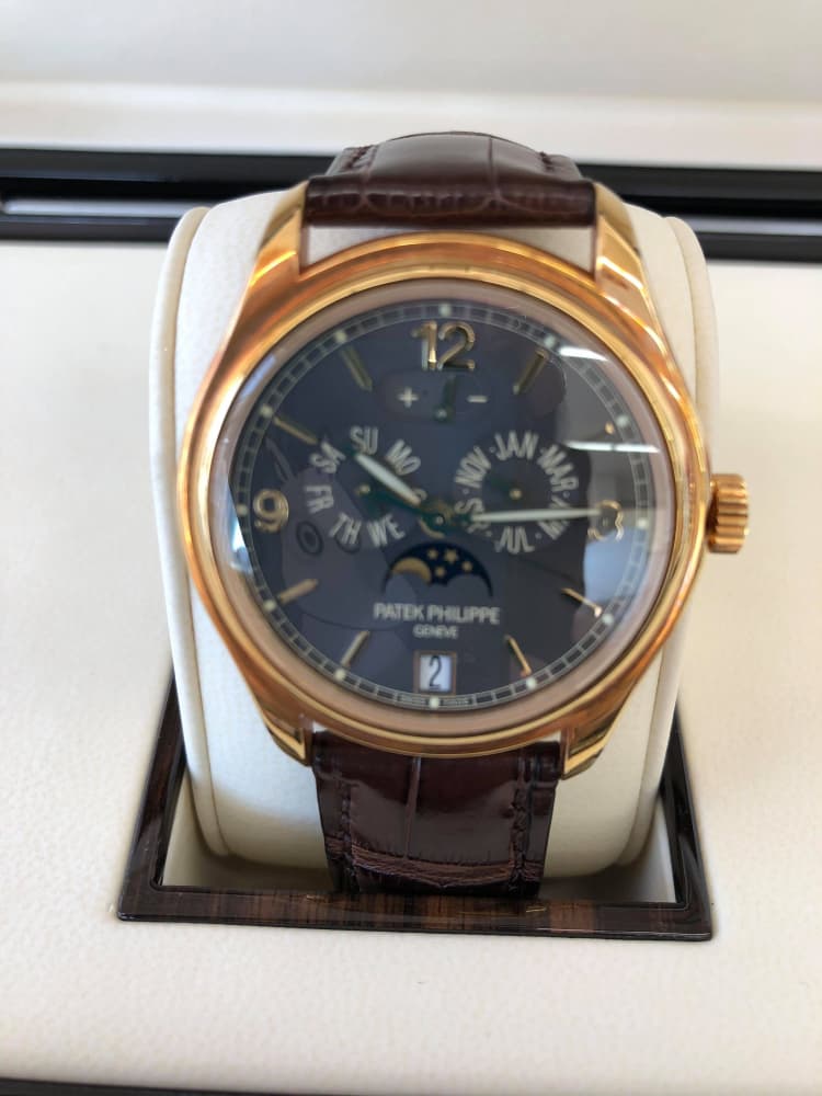 パテックフィリップ　アニュアルカレンダー　【丸亀店】 香川県丸亀市にあるザ・ゴールド 丸亀店の画像1