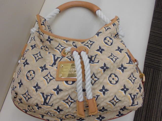 ルイヴィトン　ビュル　買取実績　【丸亀店　/香川県/　丸亀市】 香川県丸亀市にあるザ・ゴールド 丸亀店の画像1