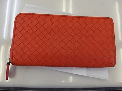 ボッテガ・ヴェネタ 　ラウンドファスナー長財布【丸亀店】 香川県丸亀市にあるザ・ゴールド 丸亀店の画像1