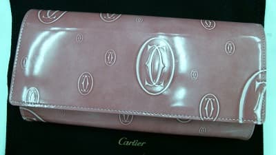 ハッピーバースデイ　長財布【丸亀店】 香川県丸亀市にあるザ・ゴールド 丸亀店の画像1