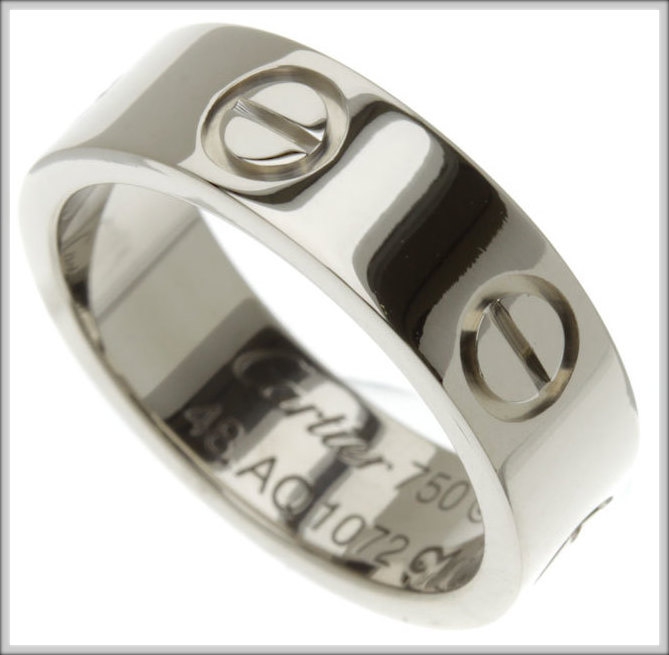 カルティエジュエリーの代表ライン。＜丸亀店＞