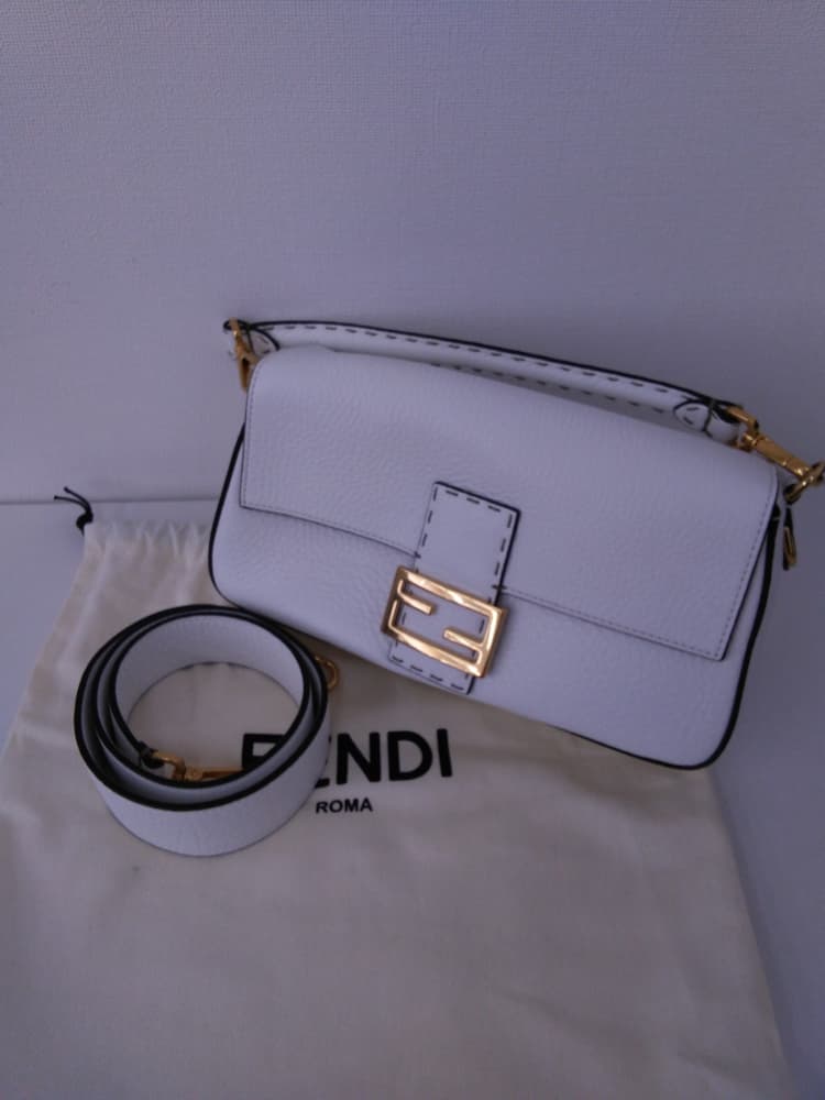 フェンディ　セレリア　バゲットの買取実績【高松レインボー通り店/香川県/高松市】 香川県高松市にあるザ・ゴールド 高松レインボー通り店（※高松レインボーロード店に移転いたしました）の画像1