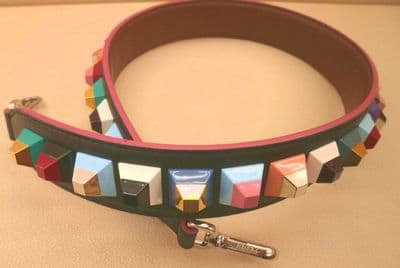 FENDI☆ストラップユー/マルチカラー【高松レインボー通り店】 香川県高松市にあるザ・ゴールド 高松レインボー通り店（※高松レインボーロード店に移転いたしました）の画像1