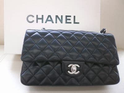 シャネル　マトラッセチェーンショルダー【高松レインボー通り店】 香川県高松市にあるザ・ゴールド 高松レインボー通り店（※高松レインボーロード店に移転いたしました）の画像1