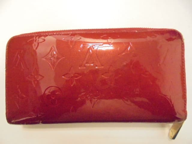 ルイヴィトン　ヴェルニ　ジッピーウォレット【屋島店】 香川県高松市にあるザ・ゴールド 屋島店の画像1