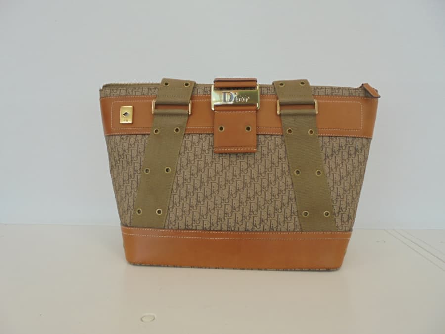 クリスチャン・ディオールバッグの買取実績【屋島店/香川県/高松市】 香川県高松市にあるザ・ゴールド 屋島店の画像1