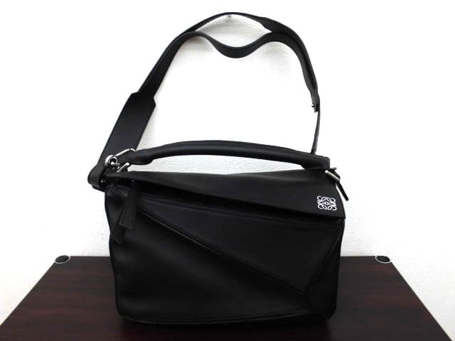 ロエベ・パズルバッグ【屋島店】 香川県高松市にあるザ・ゴールド 屋島店の画像1