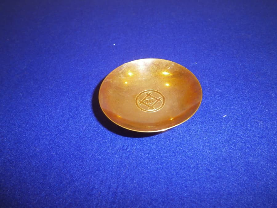 金杯の買取実績　【東広島店/広島県/東広島市】 広島県東広島市にあるザ・ゴールド 東広島店の画像1