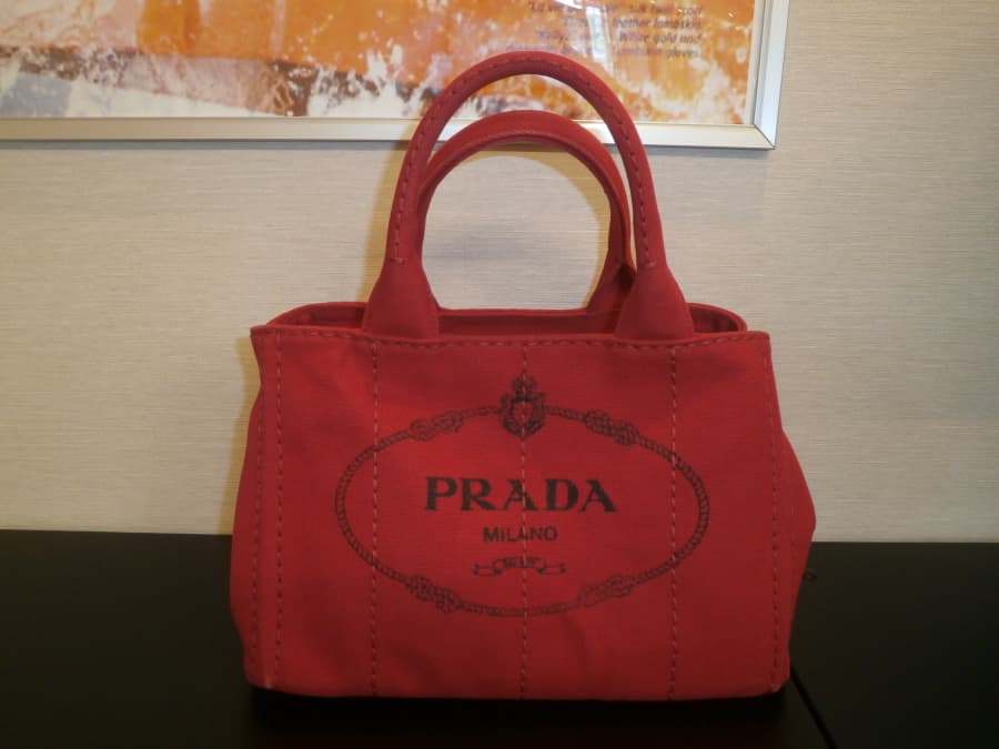 PRADA CANAPA 【東広島店】 広島県東広島市にあるザ・ゴールド 東広島店の画像1