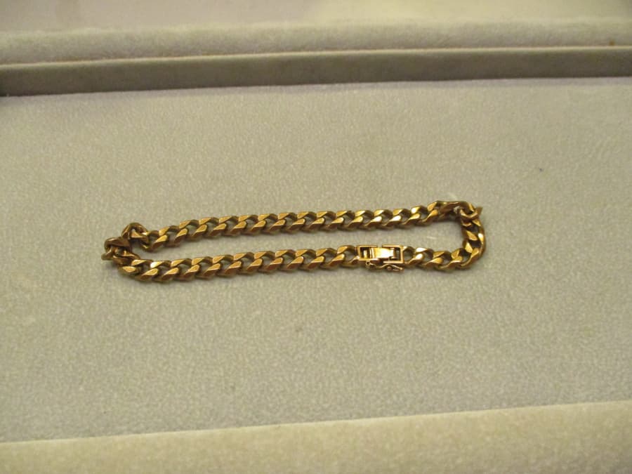 K18ブレスレット買取実績　【東広島店/広島県/東広島市】 広島県東広島市にあるザ・ゴールド 東広島店の画像1